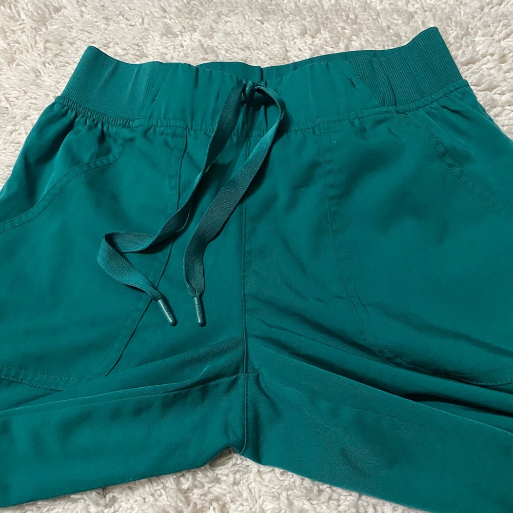 Adar scrub pants size XS - Picture 11 of 11